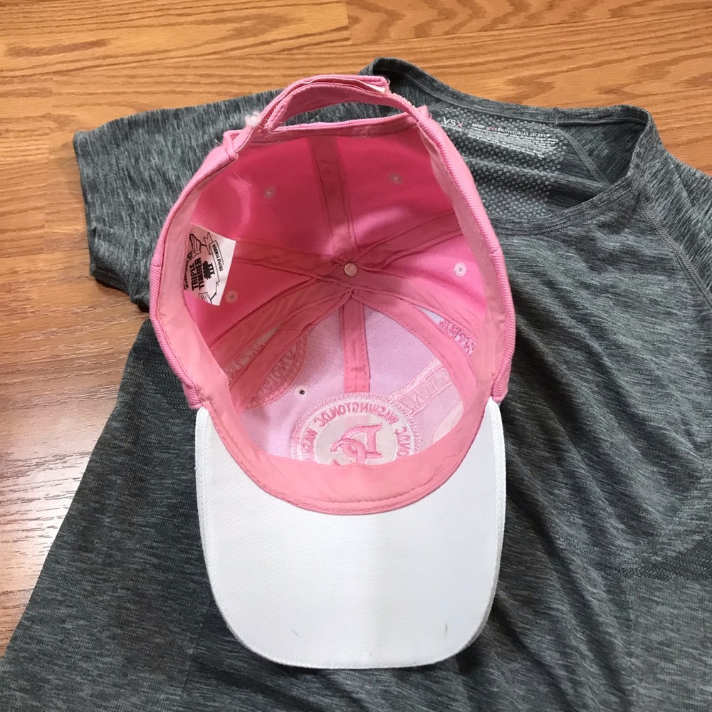 VS Women’s Spot Set T-Shirt+Cap Grey Pink - Picture 3 of 8